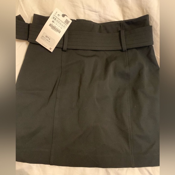 Zara belted miniskirt - Picture 3 of 3